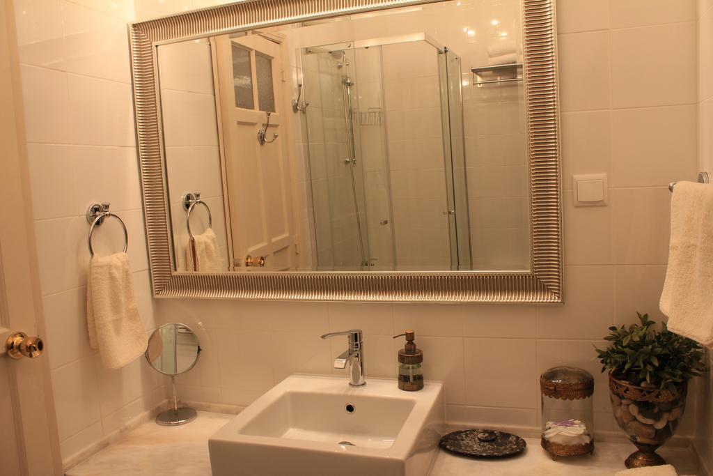Lisbon Downtown Inn ภายนอก รูปภาพ